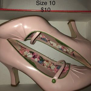 Light pink and green babydoll heels